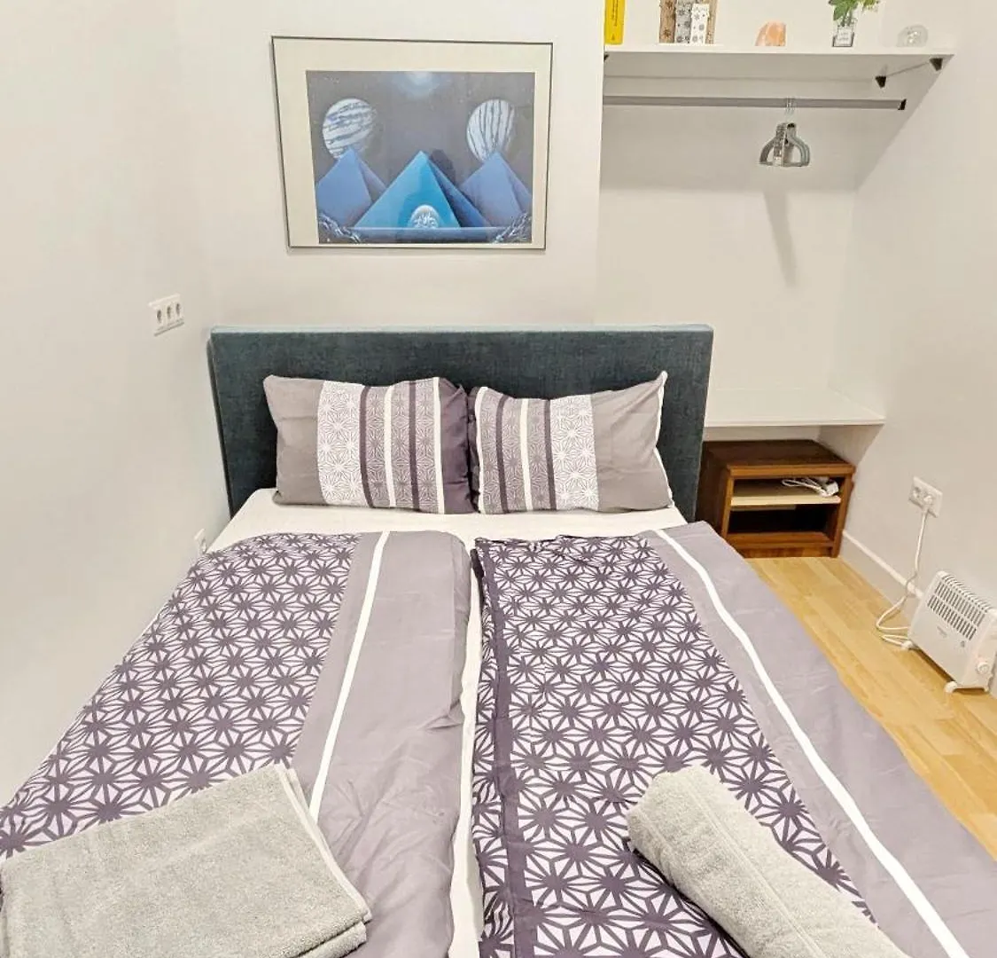 Cozy Room In Stadthalle Area Vienna Homestay