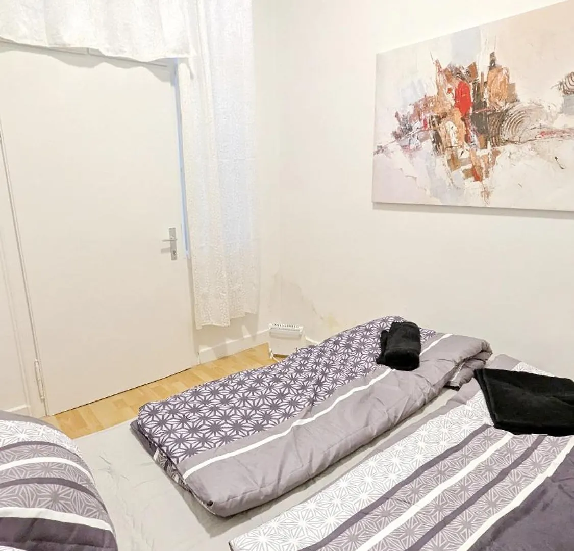 Homestay Cozy Room In Stadthalle Area Vienna