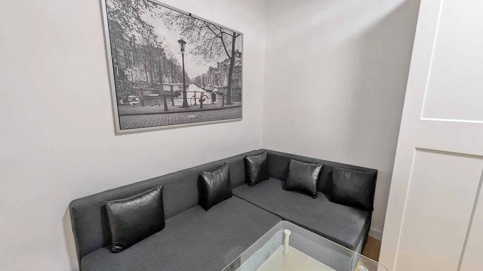 Cozy Room In Stadthalle Area Vienna 0*,  Austria